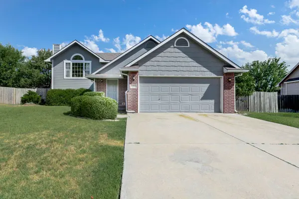 6216 Quail Ridge St, Bel Aire, KS 67220