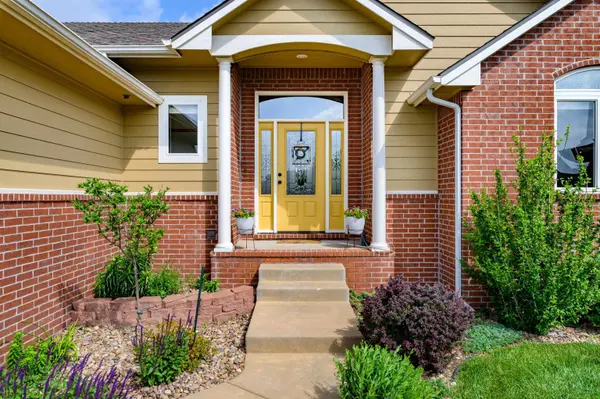13810 E CAMDEN CHASE CT, Wichita, KS 67228