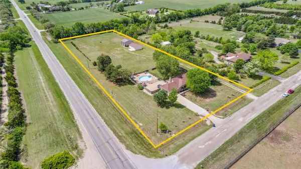 16051 SW 123rd Ter, Andover, KS 67002