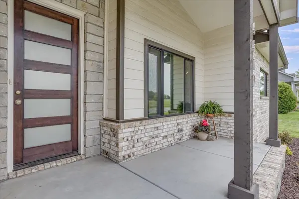 6617 E Central Park Ave, Bel Aire, KS 67226