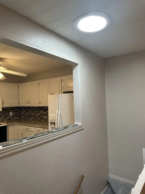 632 N Tanglewood Rd, Derby, KS 67037