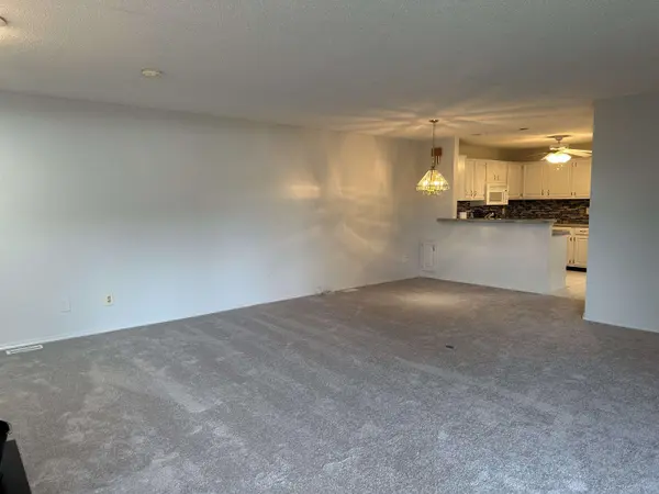 632 N Tanglewood Rd, Derby, KS 67037