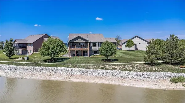15611 E HAZEL NUT CIR, Wichita, KS 67230