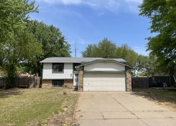 604 E Maywood st, Wichita, KS 67216