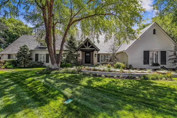 13019 E PINEHURST DR, Wichita, KS 67230