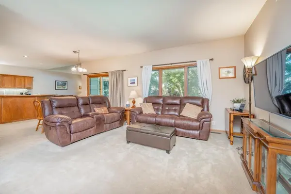 6509 W CLEAR MEADOW CIR, Wichita, KS 67205