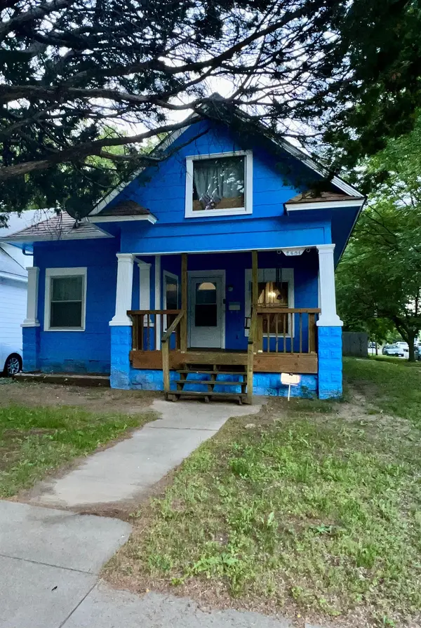 2501 E 2nd St N, Wichita, KS 67214
