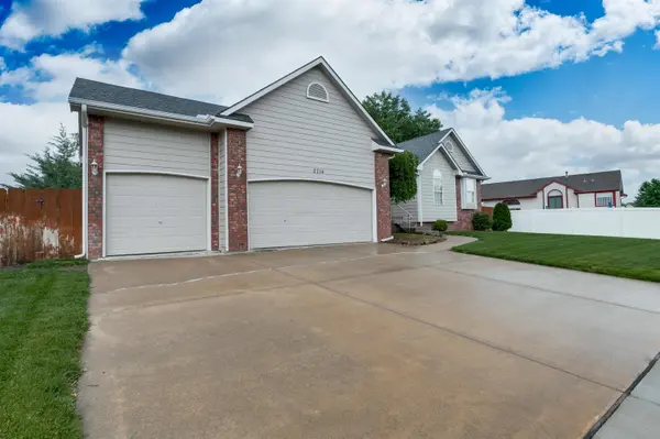 2714 N shefford, Wichita, KS 67205
