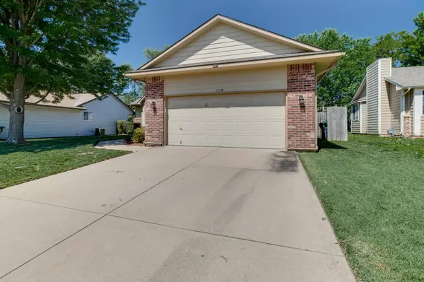 1219 S Longford St, Wichita, KS 67207
