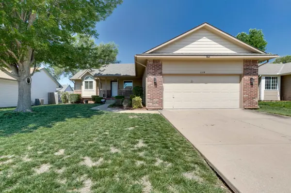 1219 S Longford St, Wichita, KS 67207