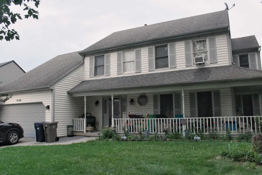 2166 Jordan LN, Elgin, IL 60123