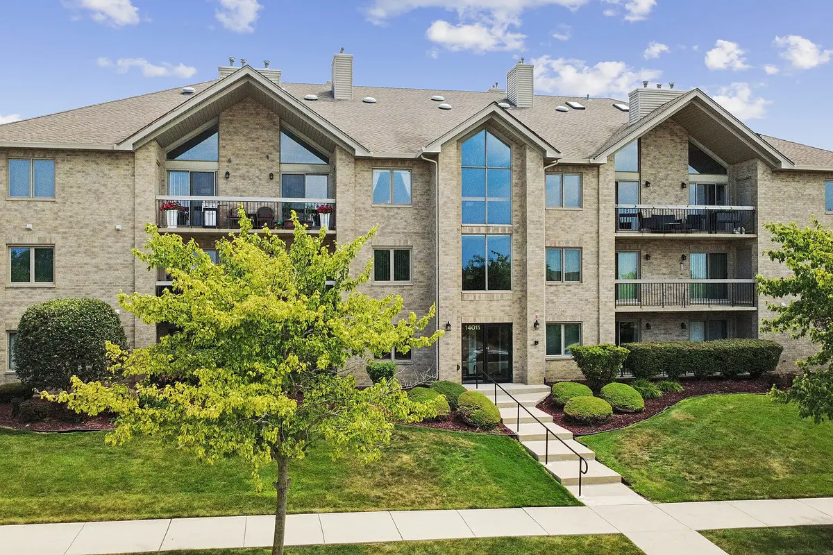 14011 Norwich LN #303, Orland Park, IL 60467