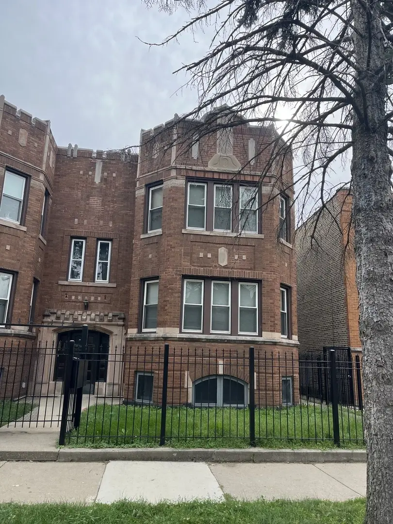 6615 S Sacramento AVE #2N, Chicago, IL 60629