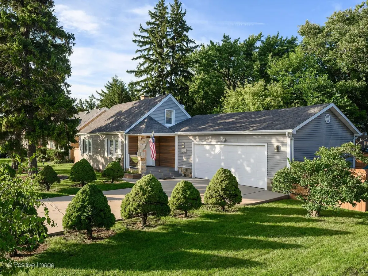 2727 Elder LN, Franklin Park, IL 60131