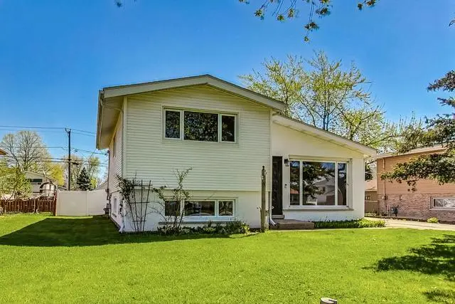 509 N Willow RD, Elmhurst, IL 60126