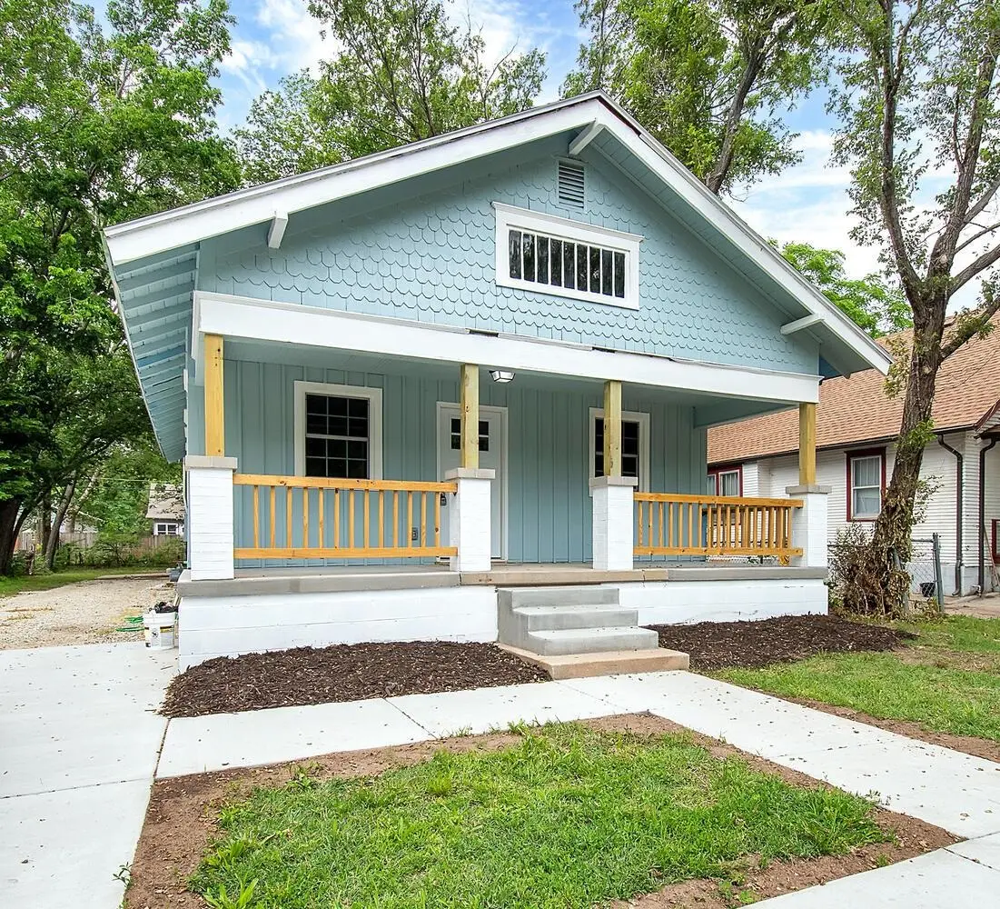 237 N Madison Ave, Wichita, KS 67214