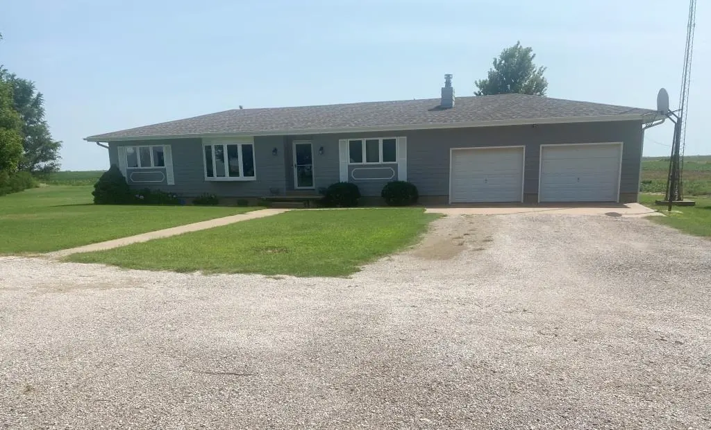 1057 NE 20 Rd, Freeport, KS 67049