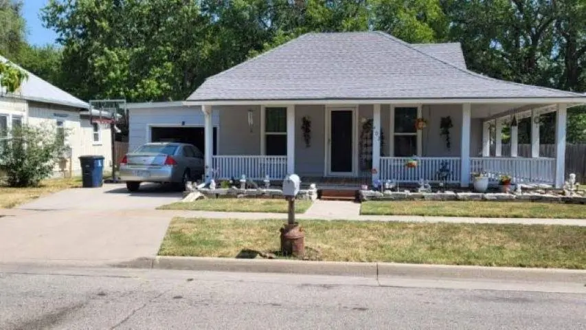 402 N Washington St, El Dorado, KS 67042
