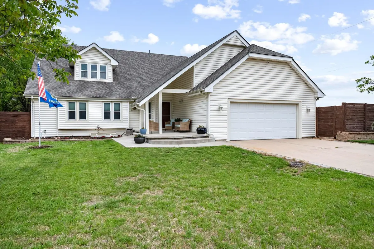 7028 E Aberdeen St, Wichita, KS 67206