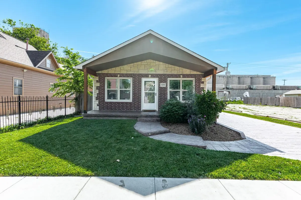 1236 N Saint Francis Ave, Wichita, KS 67214