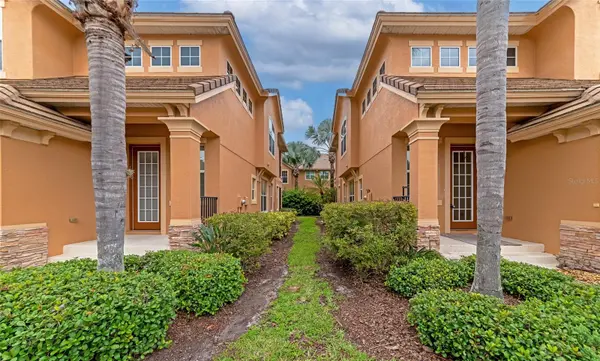 5519 NAPA DR, Sarasota, FL 34243