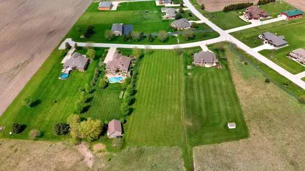 10127 W Tall Grass LN, Monee, IL 60449