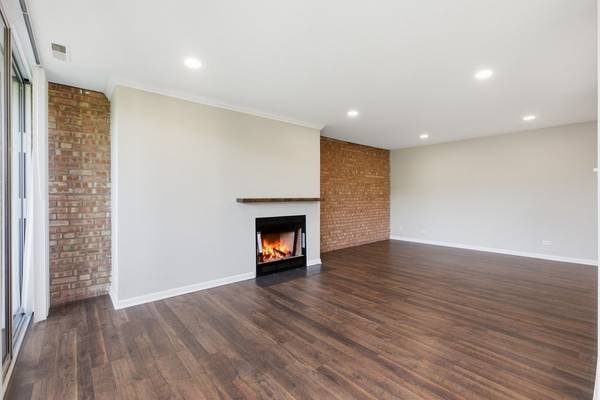 6000 Oakwood DR #4H, Lisle, IL 60532