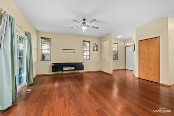 2406 Brush Hill CIR, Joliet, IL 60432