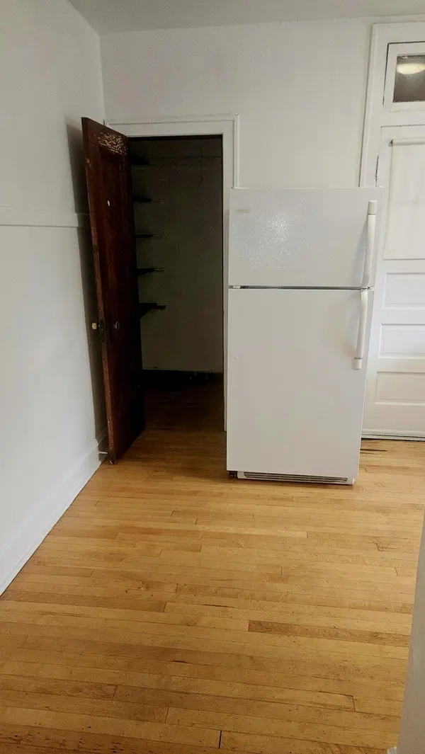 2454 N Kilpatrick AVE #1A, Chicago, IL 60639