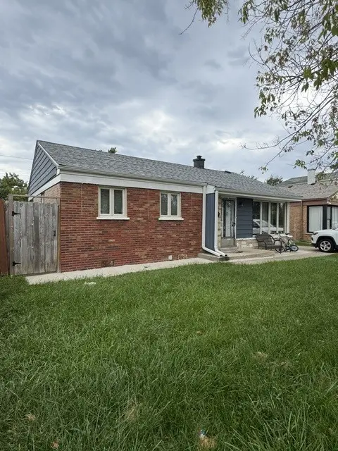 8132 S Kilbourn AVE, Chicago, IL 60652