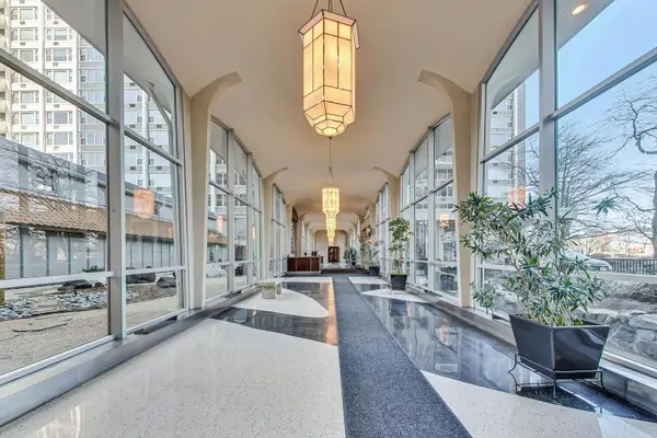 4250 N Marine DR #1330, Chicago, IL 60613