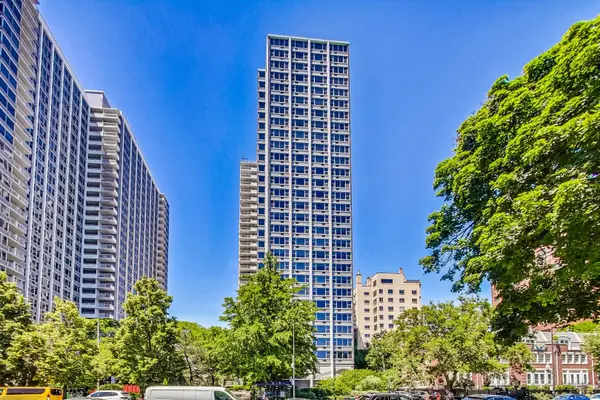 4250 N Marine DR #1330, Chicago, IL 60613