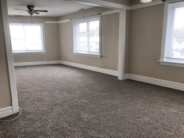 6248 Ogden AVE #2W, Berwyn, IL 60402