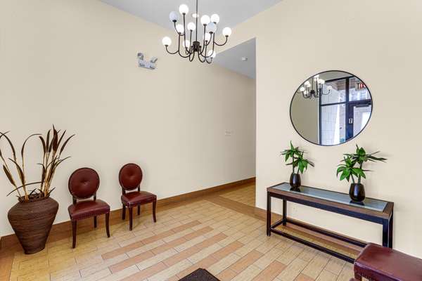 4755 N WASHTENAW AVE #209, Chicago, IL 60625