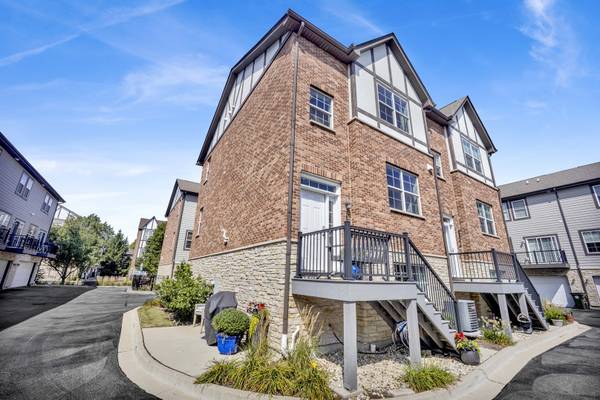 150 S Myrtle AVE, Villa Park, IL 60181