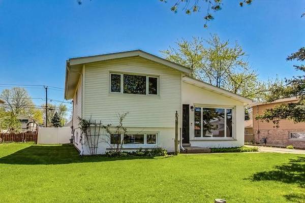 509 N Willow RD, Elmhurst, IL 60126