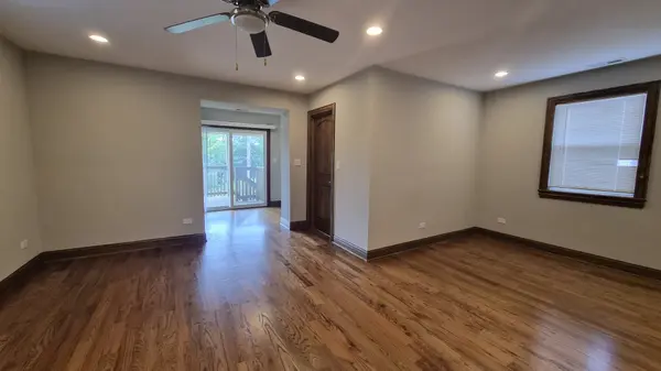 3238 N Hamlin AVE #2, Chicago, IL 60618