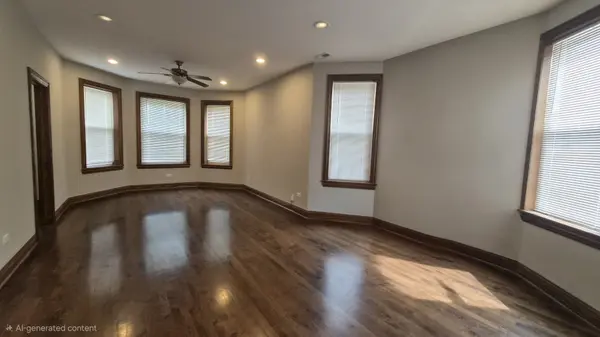 3238 N Hamlin AVE #2, Chicago, IL 60618