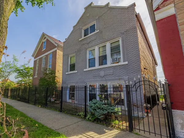 2749 S Trumbull AVE, Chicago, IL 60623