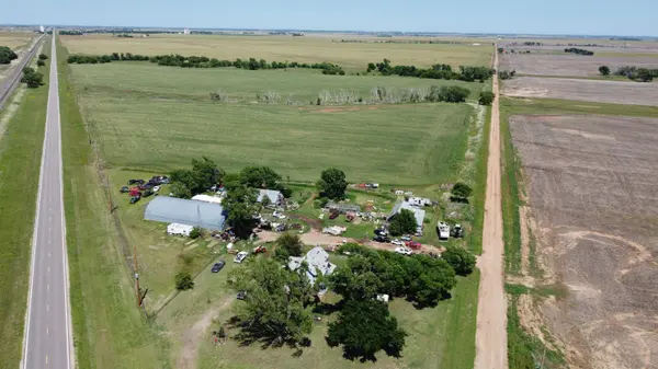 15968 SE Lone Tree Rd, Kiowa, KS 67070