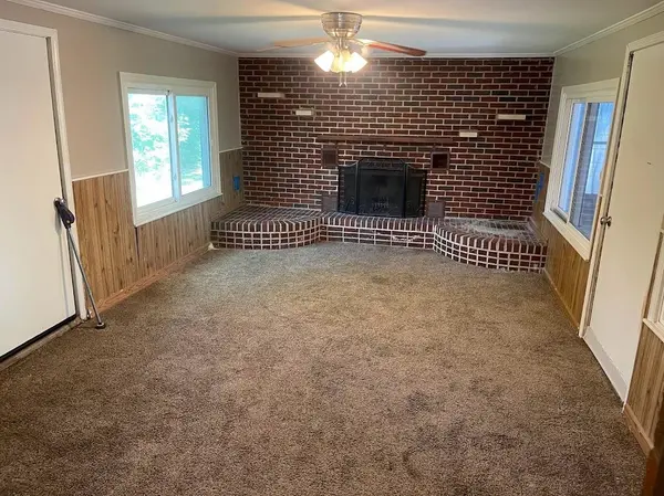 3638 Oneida St, Wichita, KS 67208