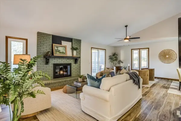 1733 N Stony Point St, Wichita, KS 67212