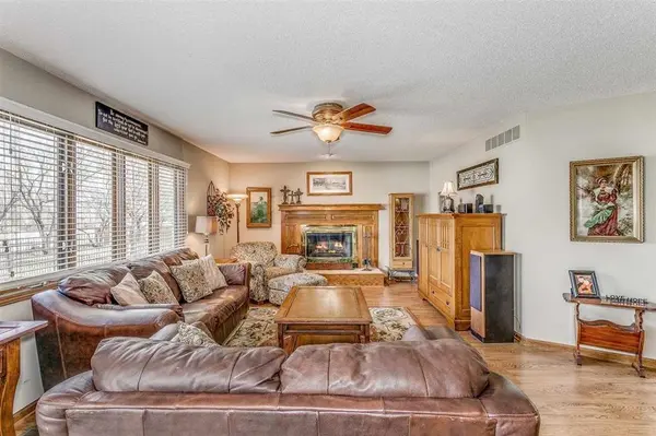 2570 N Fox Run, Wichita, KS 67226
