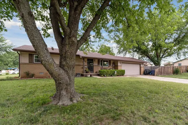 525 N Jones St, El Dorado, KS 67042