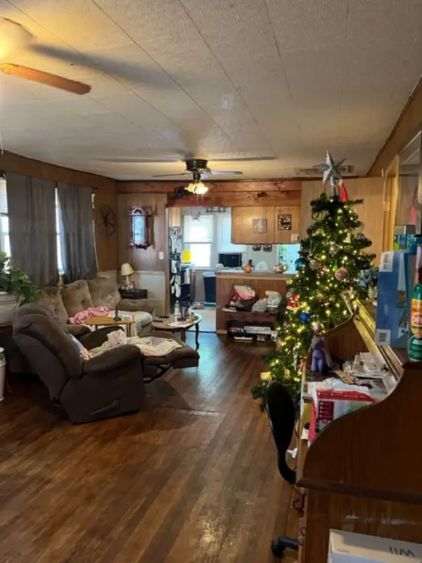 1009 W Kansas Ave, El Dorado, KS 67042