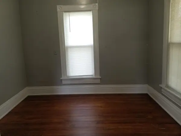 807 N Elm St, Eureka, KS 67045