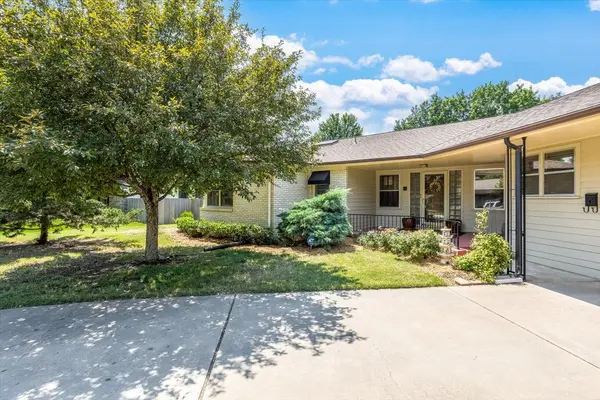 127 Courtleigh St, Wichita, KS 67218