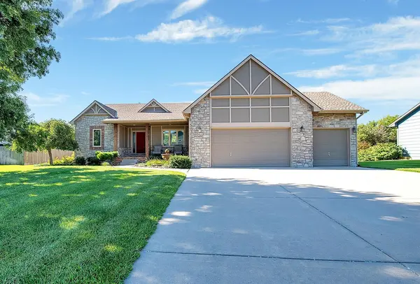 1473 E Bearhill Rd, Park City, KS 67147