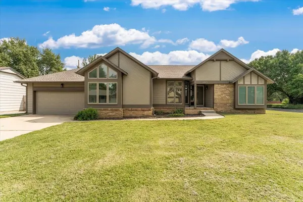11013 W Sheriac St, Wichita, KS 67209