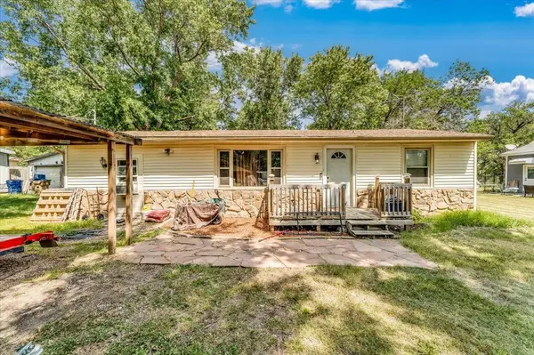 420 E Benton, Benton, KS 67017